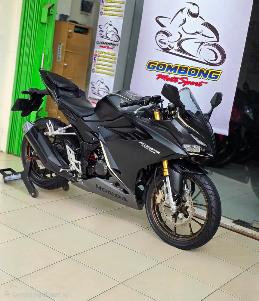 HONDA CBR 150R 2022 akhir. KM 8 rb