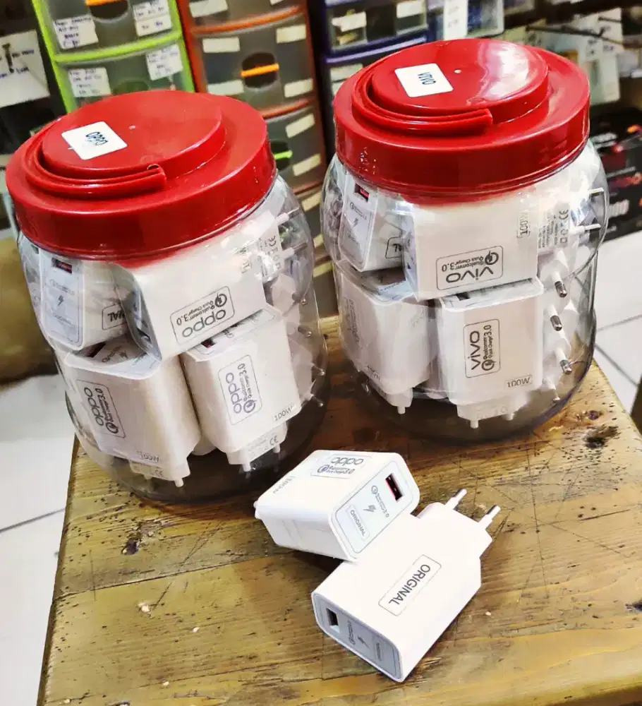 Travel Charger 100w fast charging 3.0A