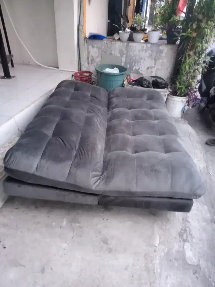 Jual Sofa bad second 99% bagus