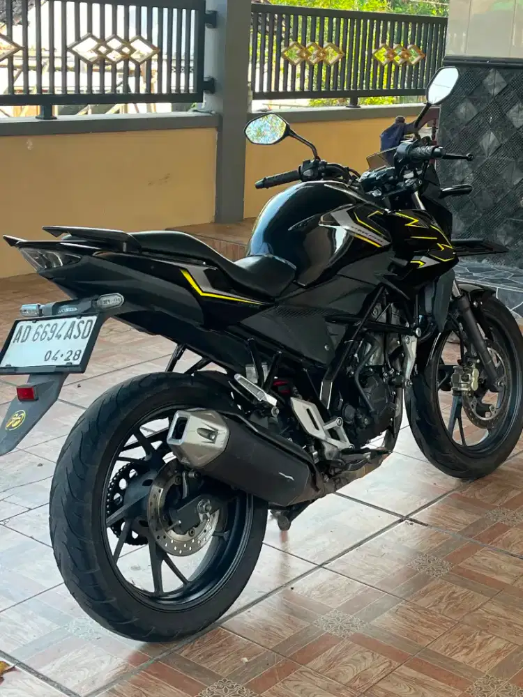 CB150 R Tahun 2018 atas nama sendiri