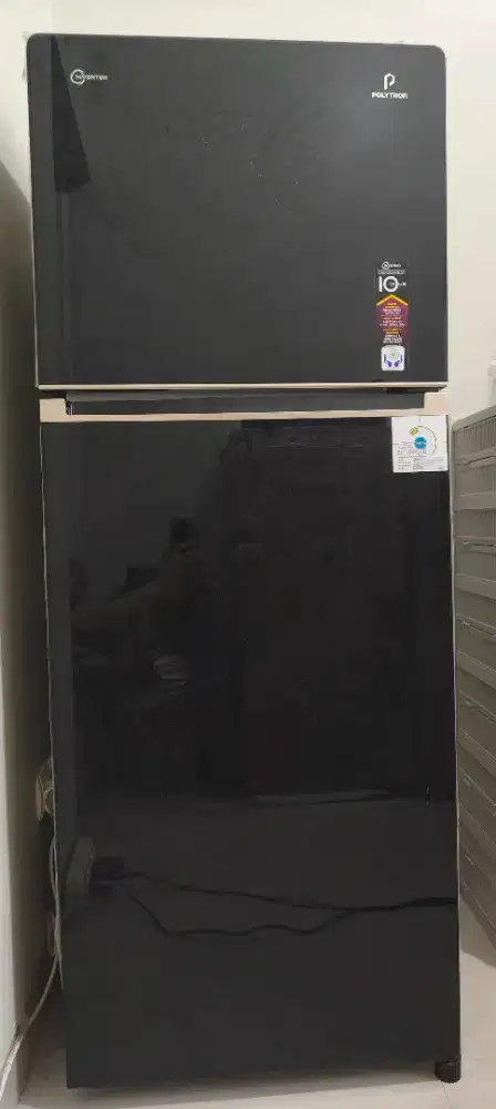 Kulkas Inverter 2 Pintu Polytron 212 Liter