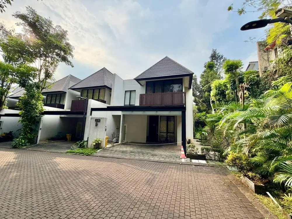 Serenia hills hoek 2 lantai lebak bulus jakarta selatan