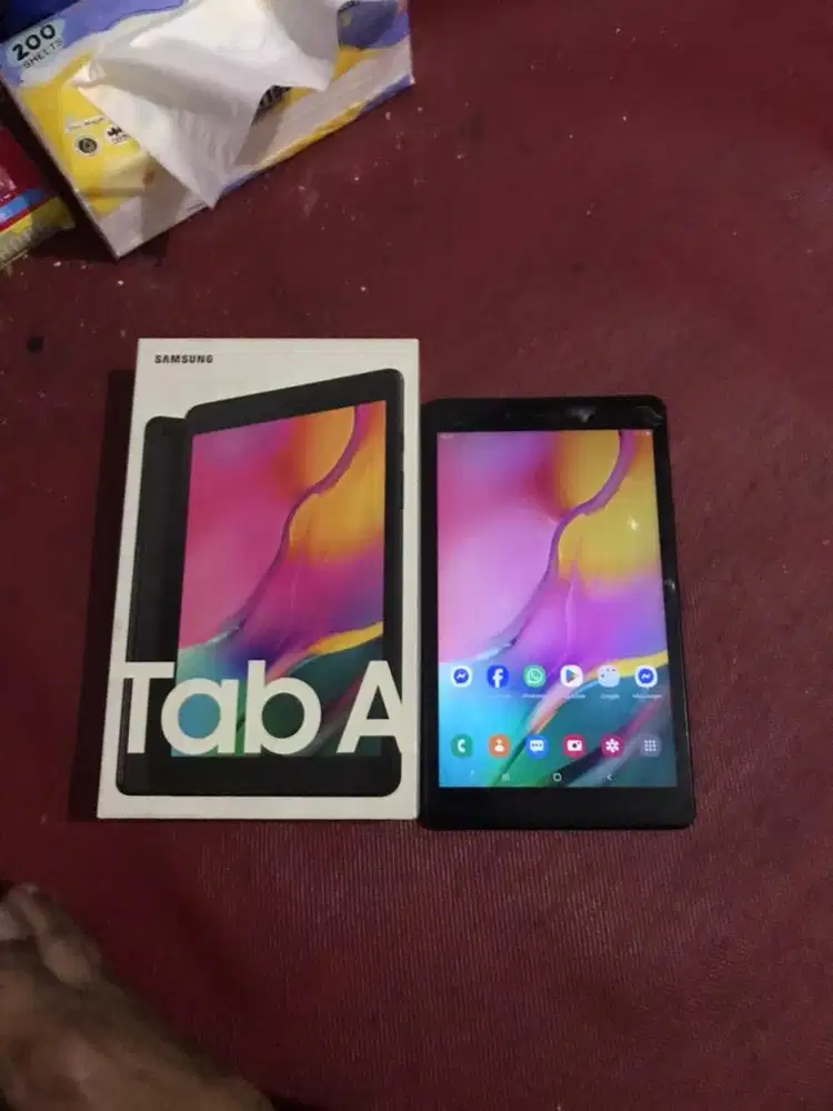 samsung tab A8 ram 2/32 normal tinggal pakai aja
