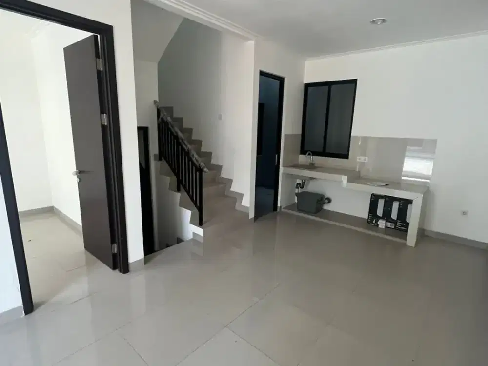 Disewakan Rumah Milenial PIK 2 Uk 6 x 12,5 Kosongan Siap Huni. Jakarta Utara
