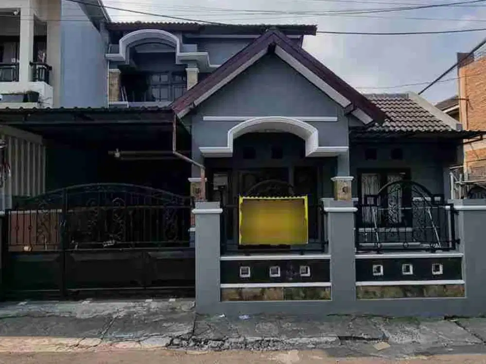 Dijual Murah Rumah 2 Lantai Posisi Hook Dekat Pasar Kolombo
