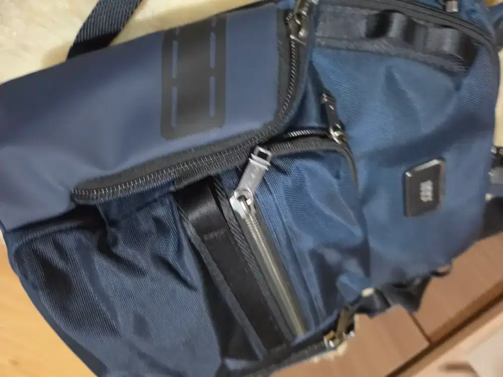 TUMI original backpack navigation like new