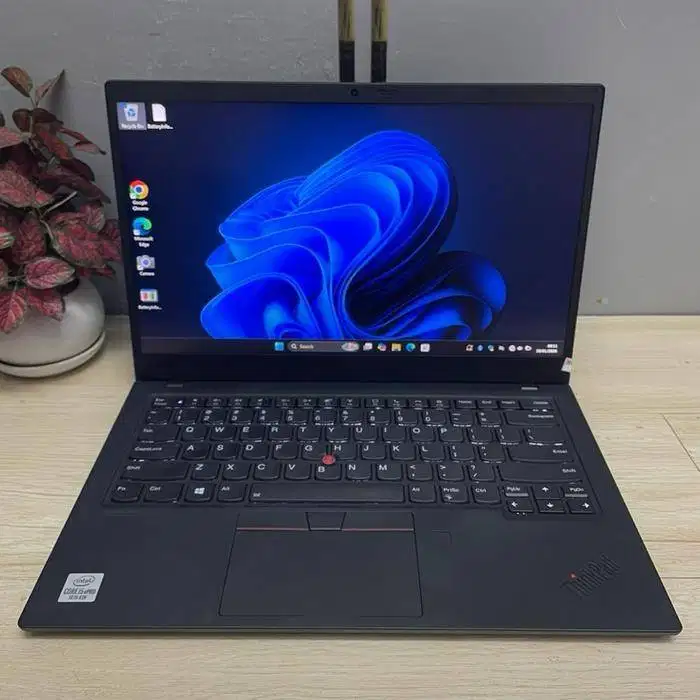 LAPTOP PELAJAR & KARYAWAN LENOVO X1 CARBON I7-10 16/256 14 INCH *RET
