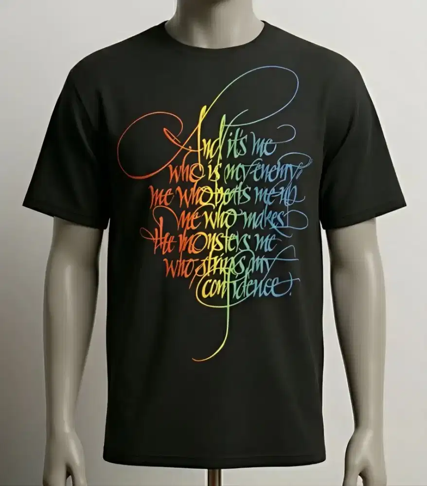 Dijual kaos TRUS NO ONE SCROOGE MARLEY PARIS CHAMP DE MARS ...