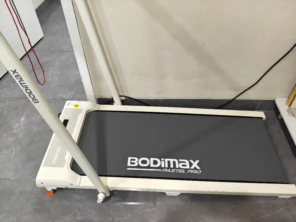 DIJUAL TREADMIL LIKE NEW