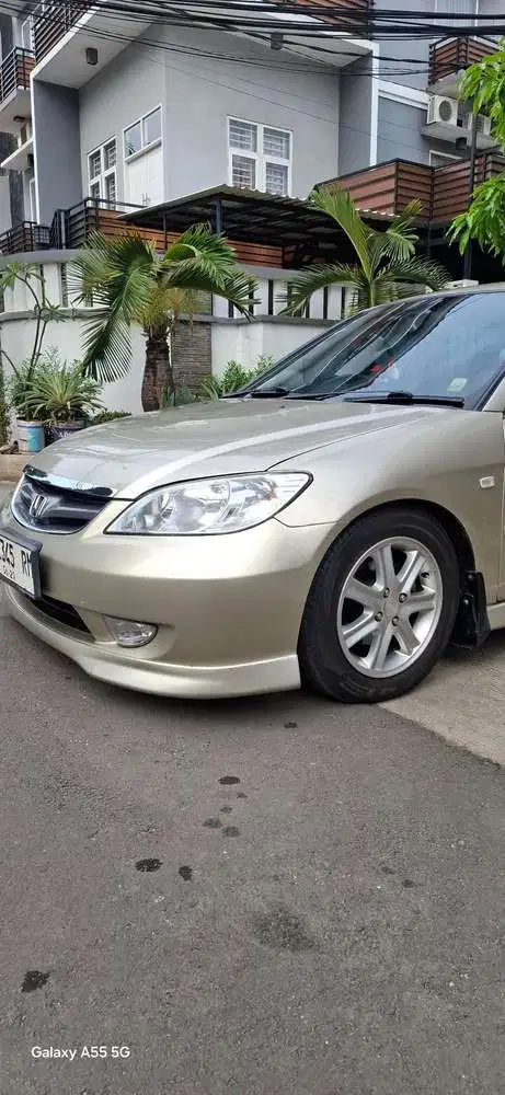 Honda Civic 2004 Bensin