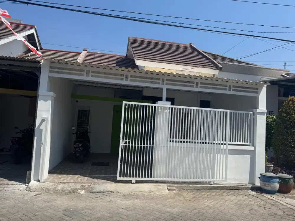 Rumah full renovasi 78m2 , akses 50m ke nol jalan raya