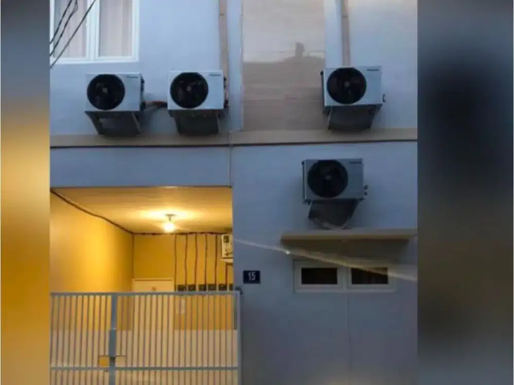 DIJUAL RUMAH KOST KUTISARI - KOST AKTIF