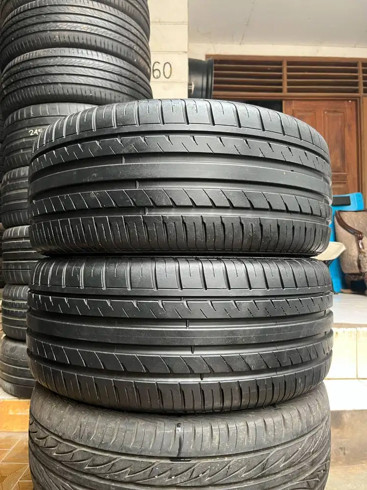 Ban GT Radial Champiro HPY 235 40 r18 2Pcs