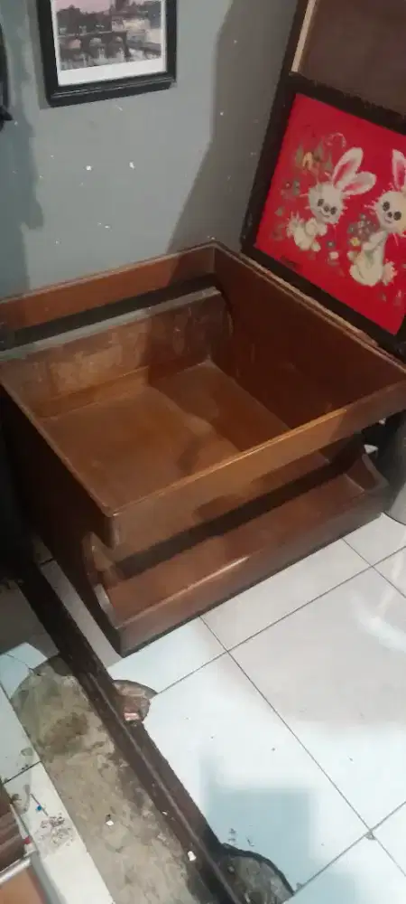 Meja tamu bahan kayu Jati