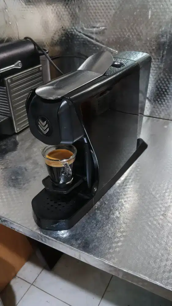 Mesin Espresso Malongo EOH Buatan Prancis – Kondisi Seperti Baru**