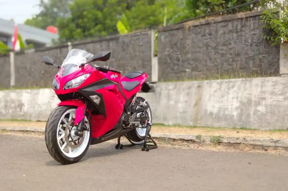 Ninja 250 Fi Modif velg gambot pajak hidup depan doble cakram