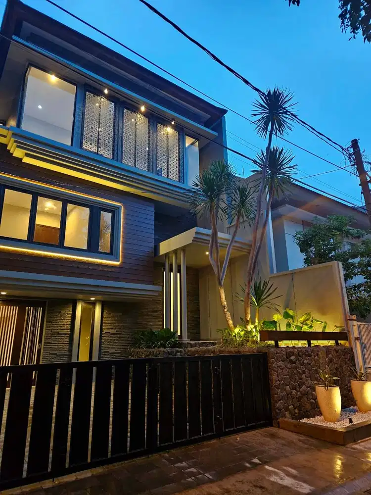 DIJUAL RUMAH BARU GRESS MINIMALIS MODERN STYLE 3 LANTAI ARAYA SURABAYA