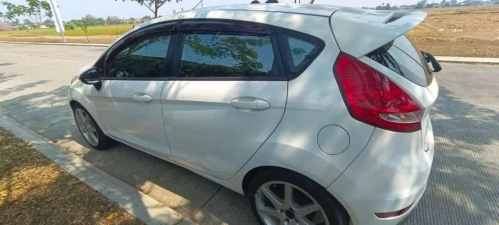 Ford Fiesta 2012 Bensin