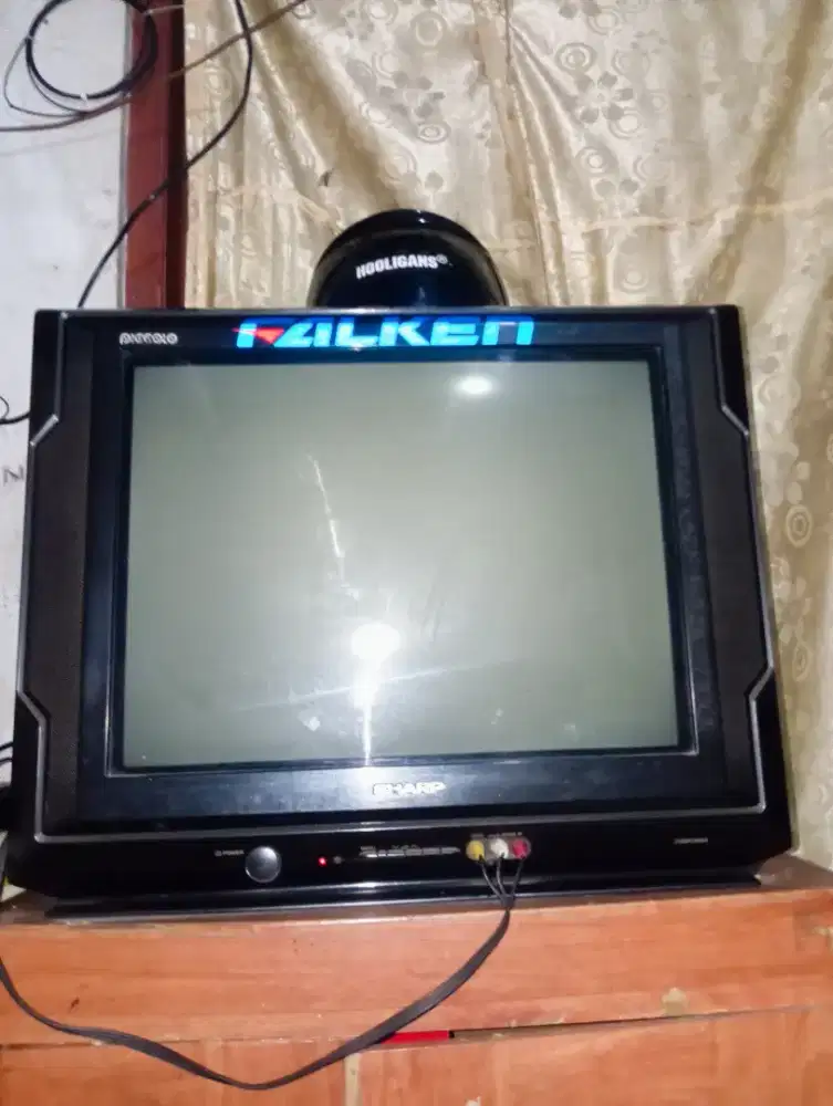 TELEVISI MEREK SHARP