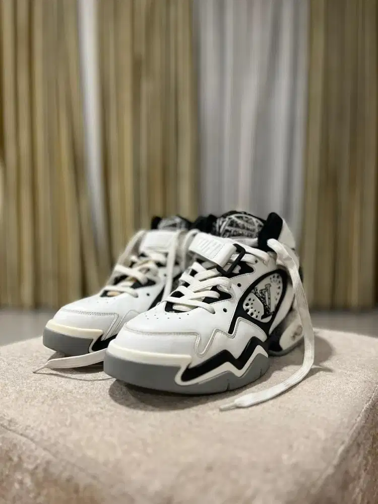 Louis Vuitton LV Trainer 2 Sneakers 'White Black Grey'