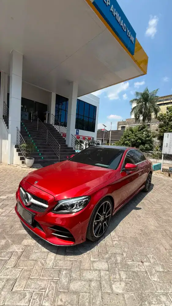 Dijual Mercy c300 AMG Pakaian Pribadi Kondisi Sangat Mulus Siap Pakai