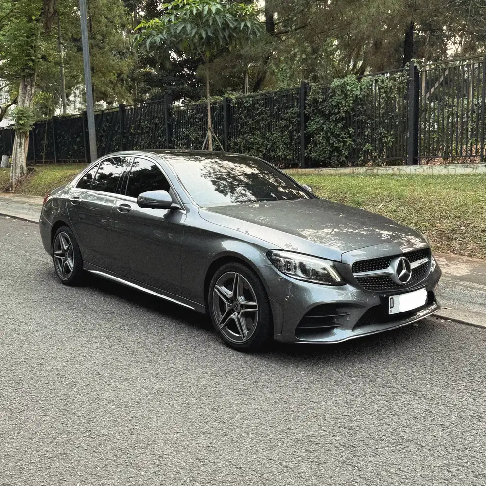 [Km37rb] Mercedes Benz C300 AMG 2019 Abu-abu metalik Mercy