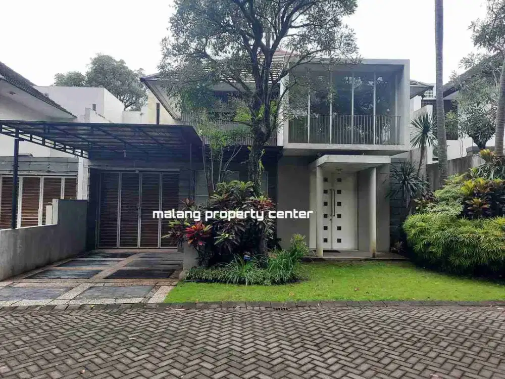 Rumah Mewah Luas 204 m² di Cluster Riverside Arjosari