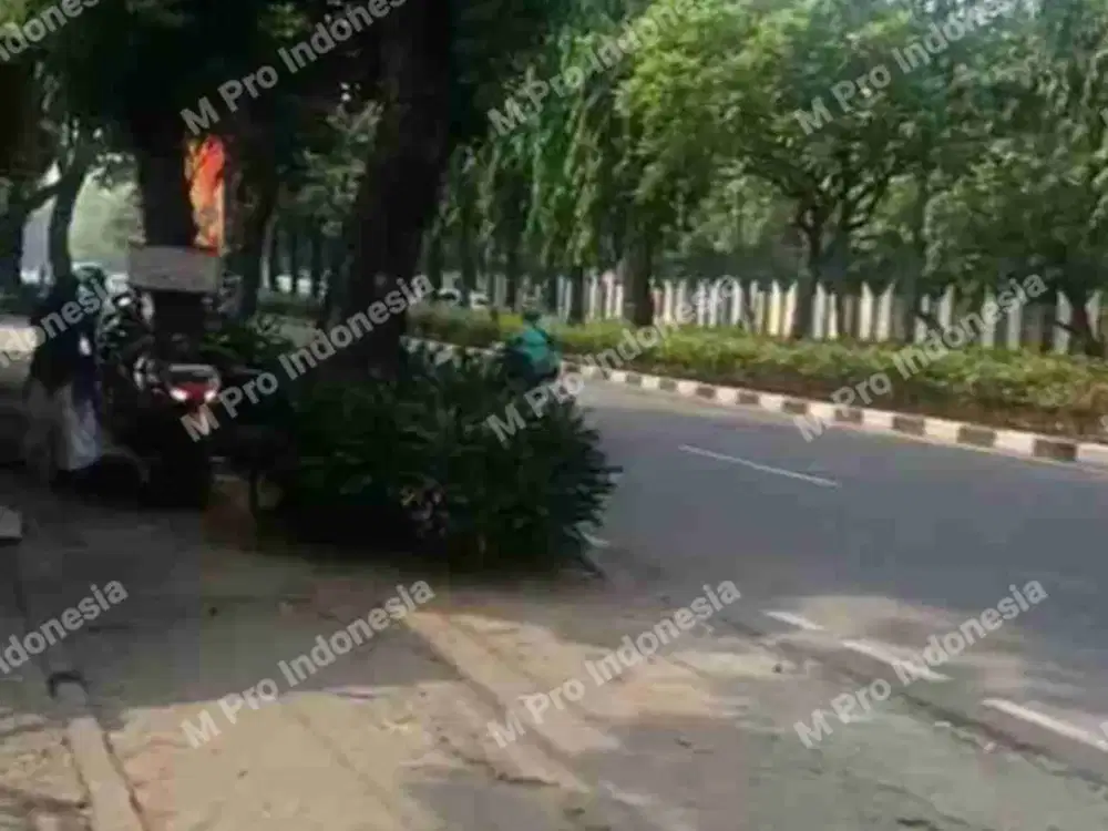Disewakan murah gudang baru di Jl. Raya Kalibata