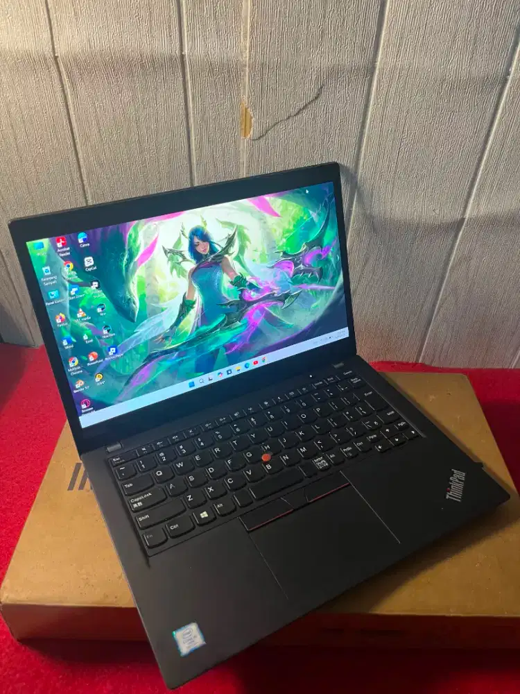 Lenovo thinkpad X390 intel i5 generasi 8 1.8 Ghz
Nego tipis