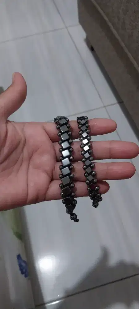 Gelang batu andesit (couple)