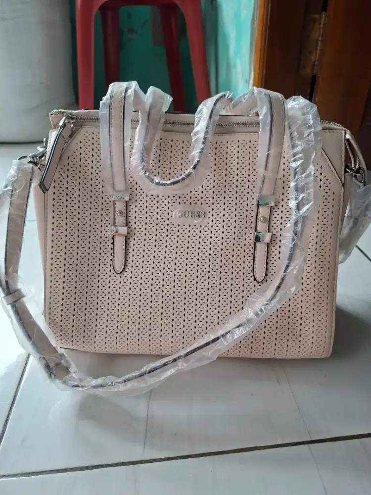 Tas original brand GUESS