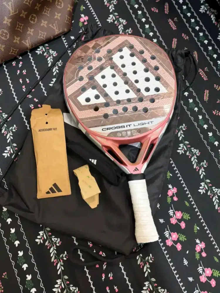 FORSALE - RAKET PADEL TERLARIS