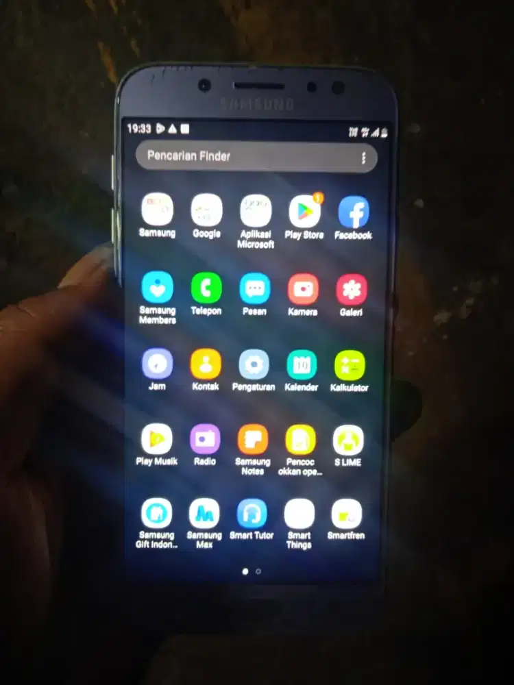 Samsung j7 pro RAM 3/32