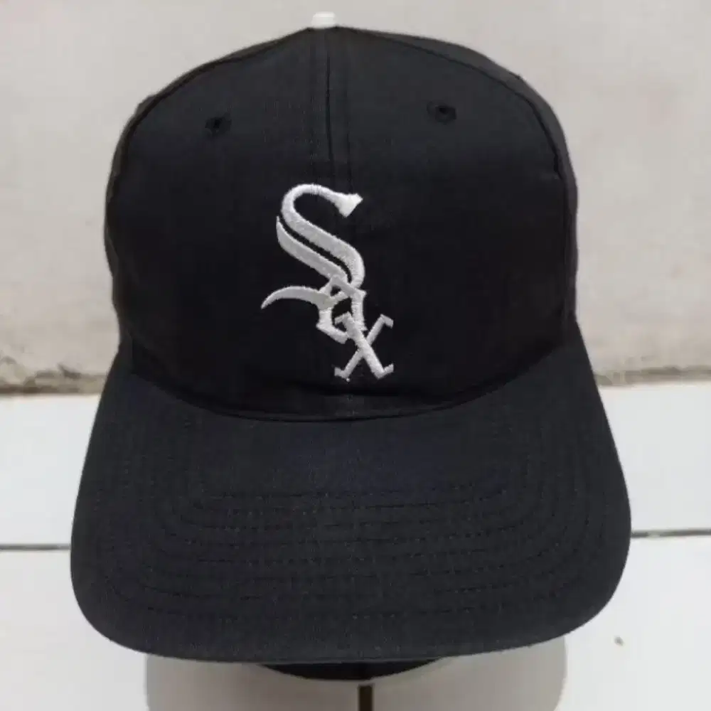 Topi sox lawas bekas