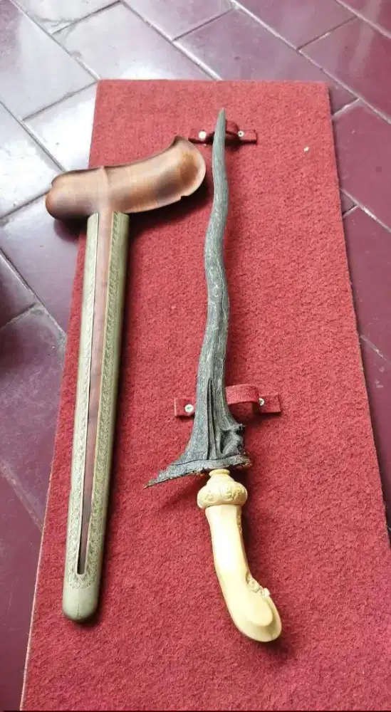 Keris khinata singobarong gagang GG