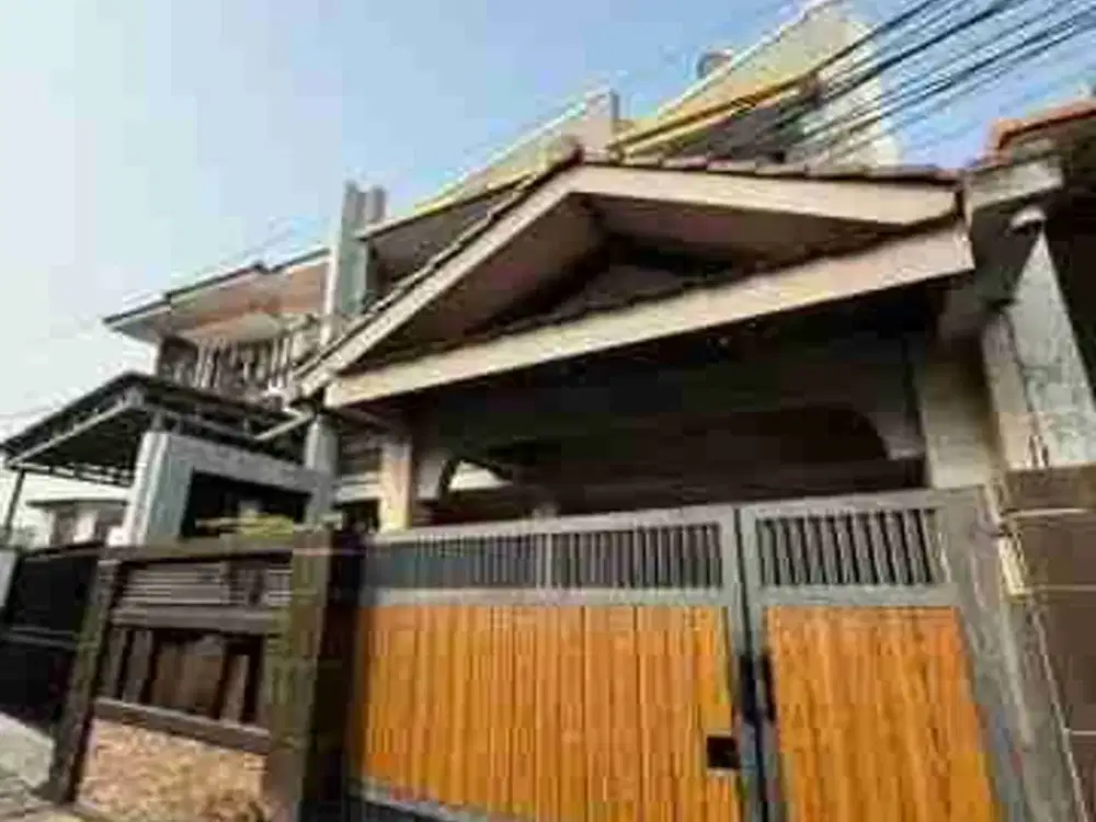 rumah nyaman siap huni full furniture di Pondok kopi duren sawit