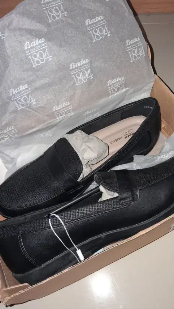 pantofel bata kerja