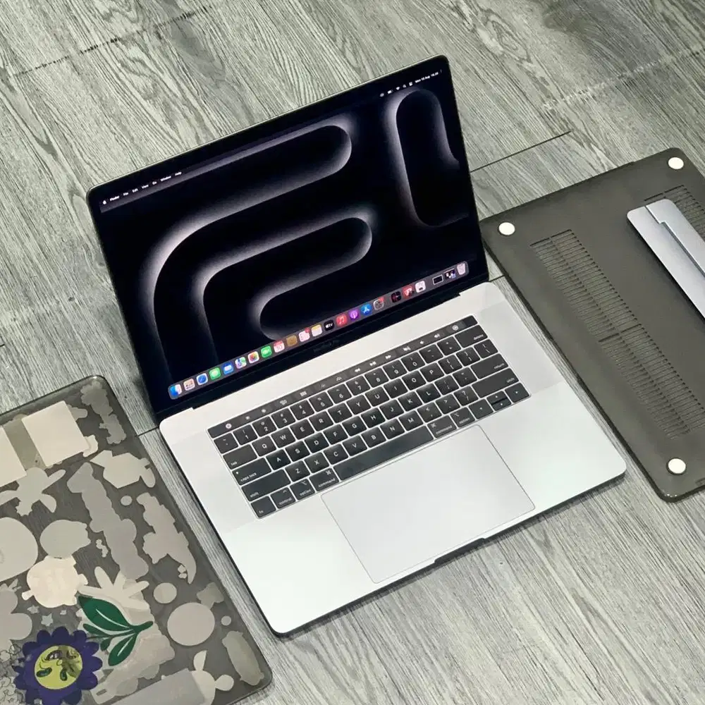 MACBOOK PRO 2019 CORE i9/16GB/512GB