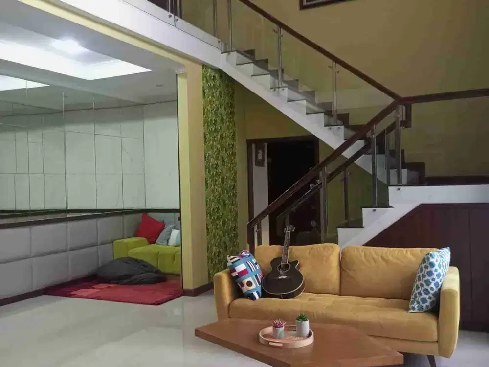 Rumah Bagus di Cluster Batununggal Soekarno Hatta akses tol Buah batu