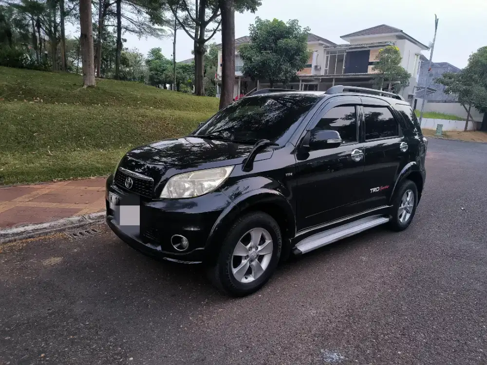 Rush matic hitam