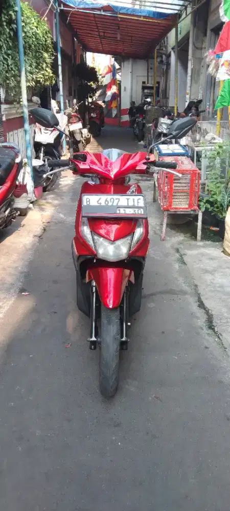 Honda beat tahun 2010
