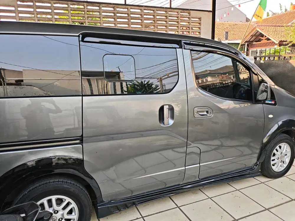 Nissan Evalia 2012 Bensin