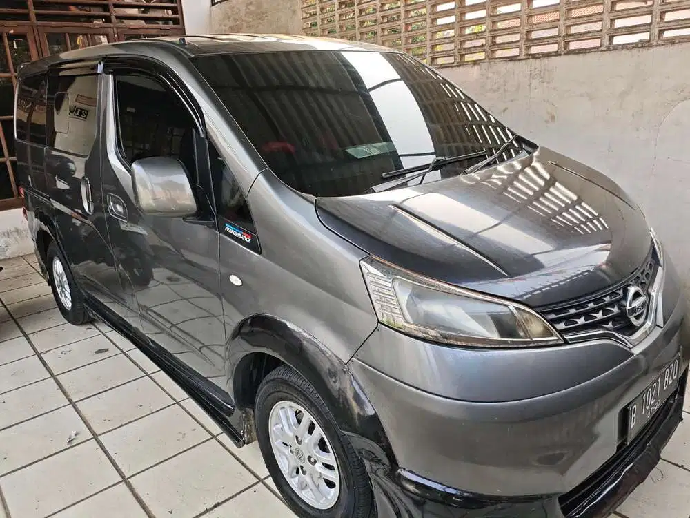 Nissan Evalia 2012 Bensin