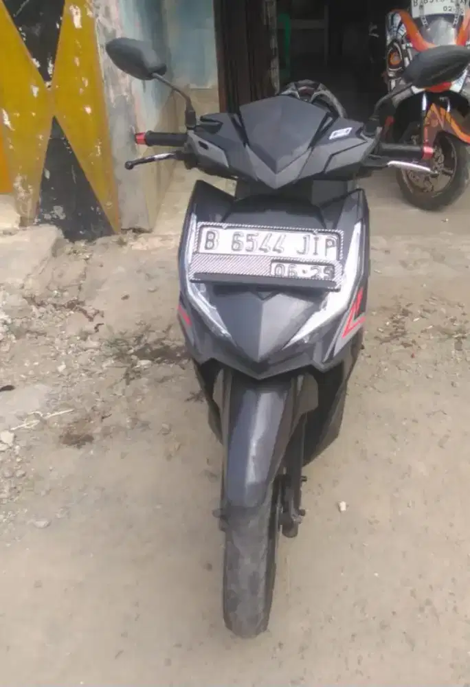 JUAL.VARIO LED 125 2016 B TANGERANG KOMPLIT PAJAK 1X