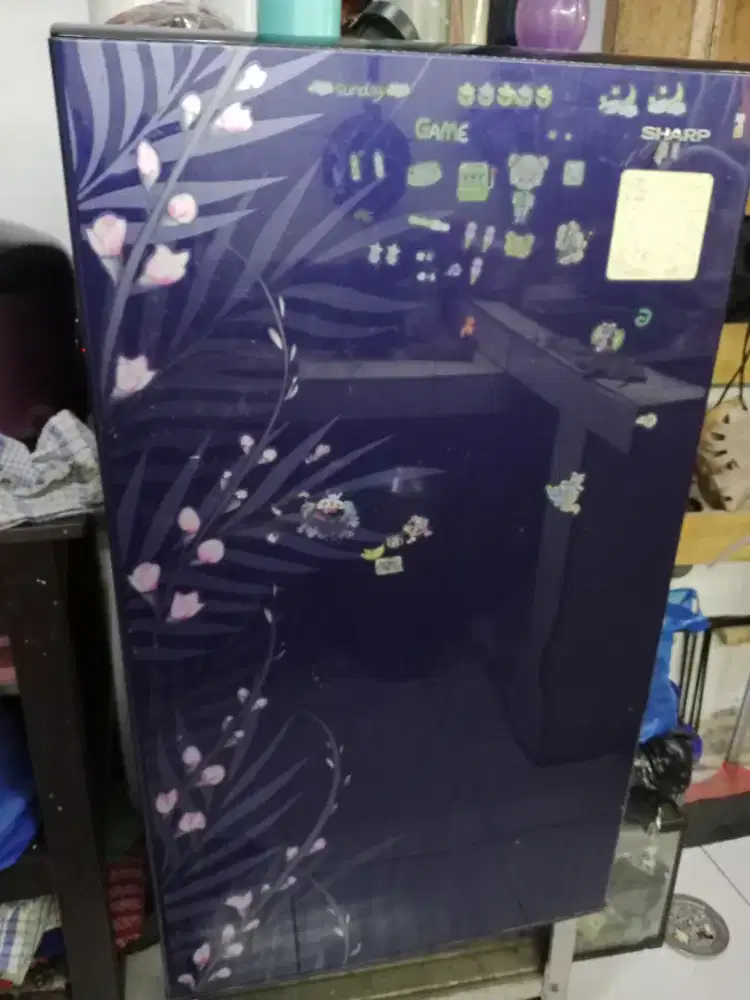 Dijual kulkas 1 pintu sharp