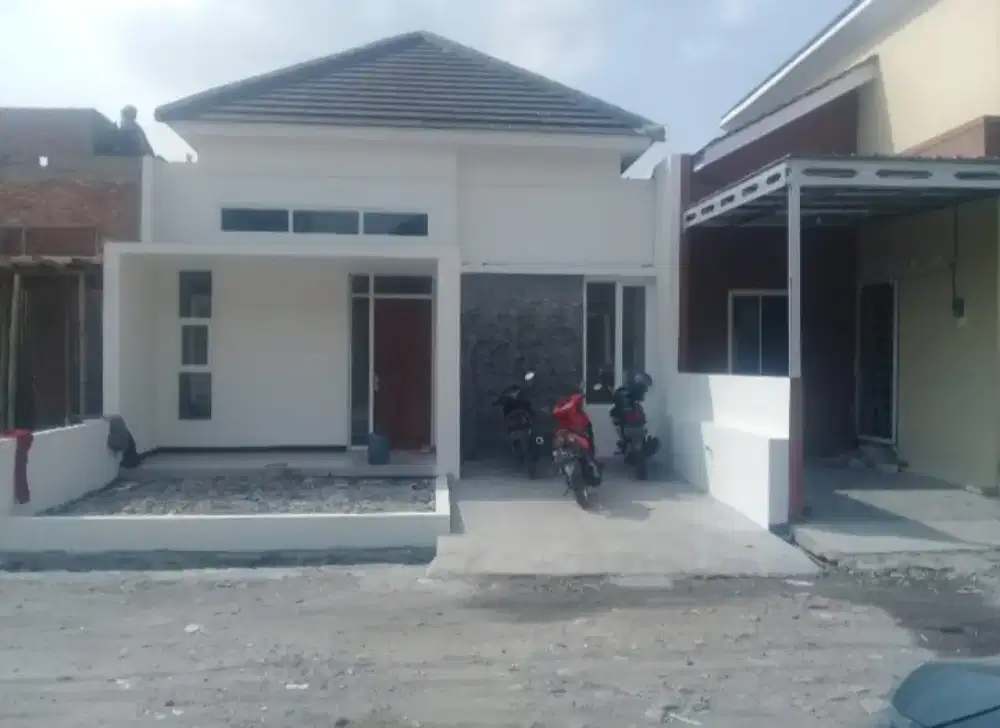 Rumah baru strategis siap huni di dwipa sendang sari