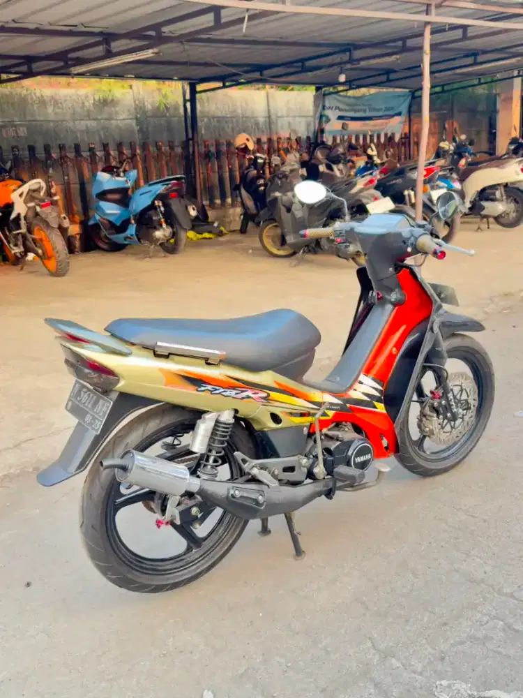 Dijual F1ZR MILENIUM 2000, Kode rangka EYK