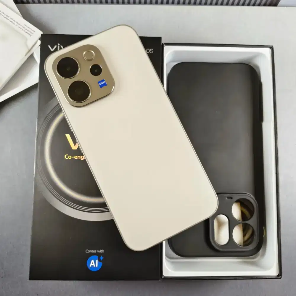 Vivo V70 5G ram 8/256GB lengkap normal mulus