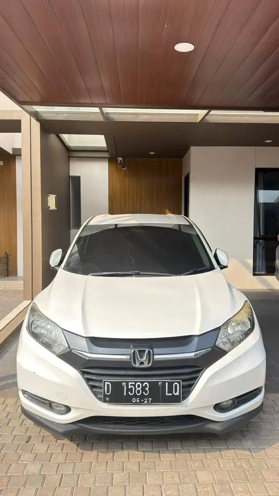 Honda HR-V 1.5 E CVT 2017 Putih | Pajak Panjang Juni 2027