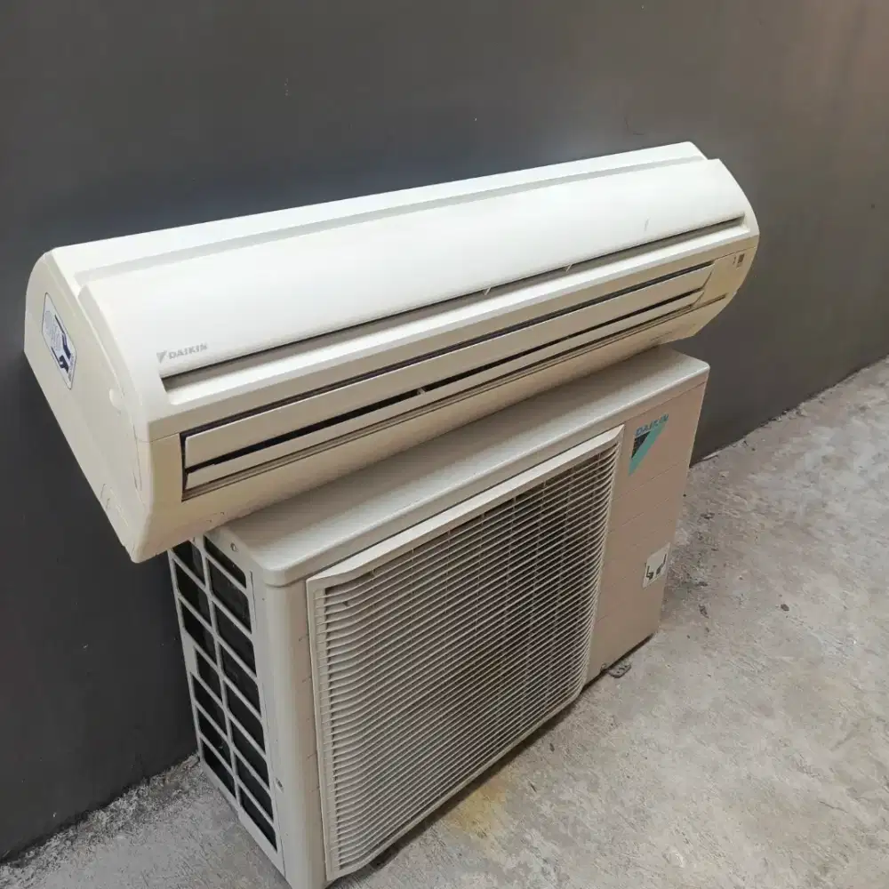 AC Daikin 2 PK Thailand